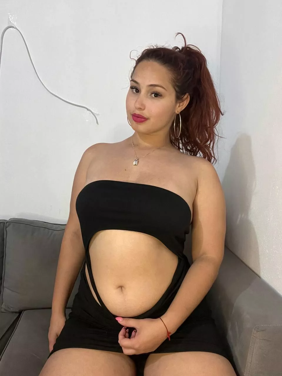 My belly button needs semen posted by candybunnyy