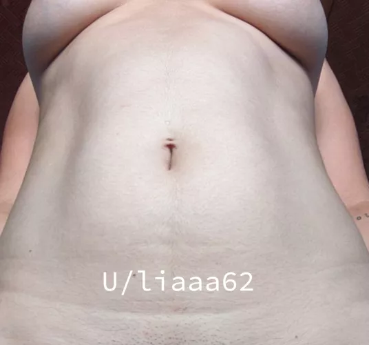 POV: I'm on top of you and you have this view of my belly button  by liaaa62