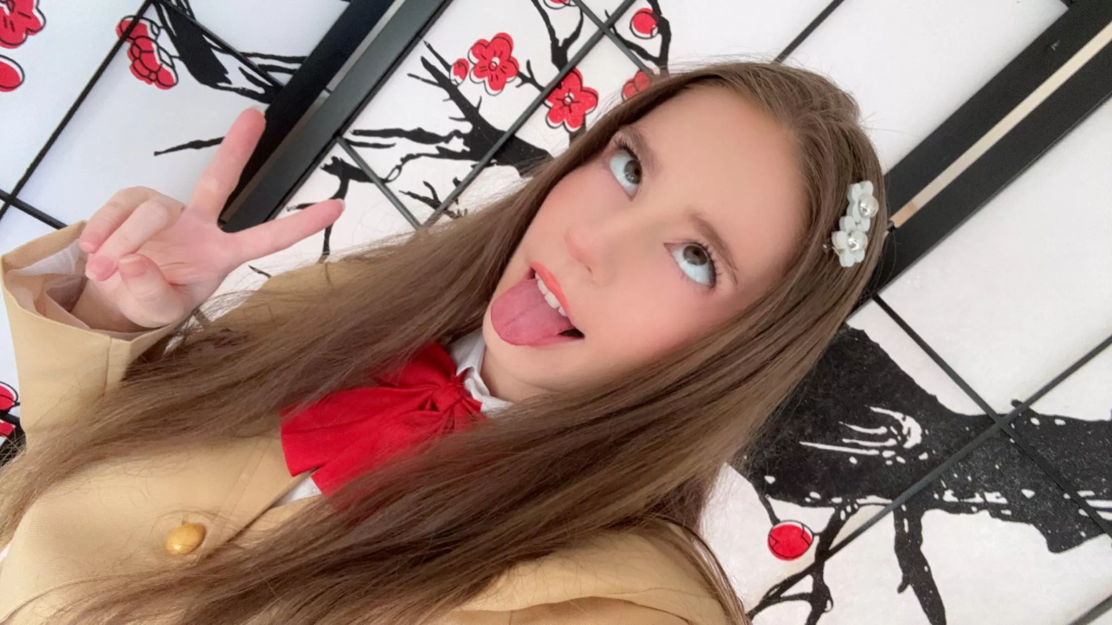 thanks for sending me a message 💗 posted by ellieraelol