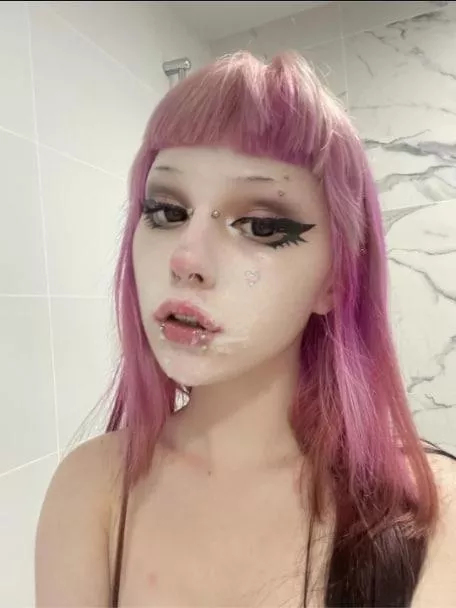 This time the master gave me so much sperm that I was unable to swallow it all posted by TrevorStrauch