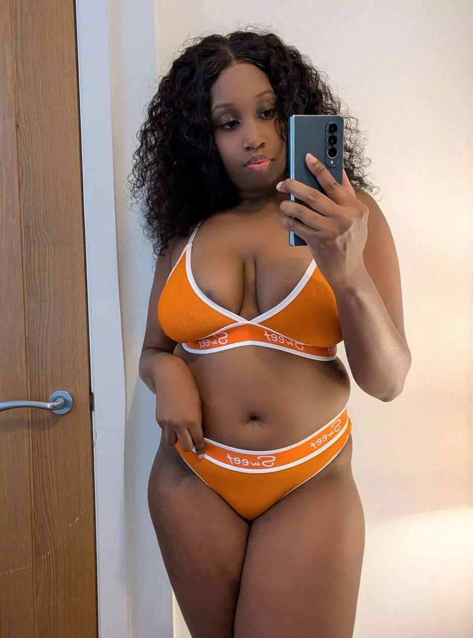 Want to watch me strip posted by NoiseDue281