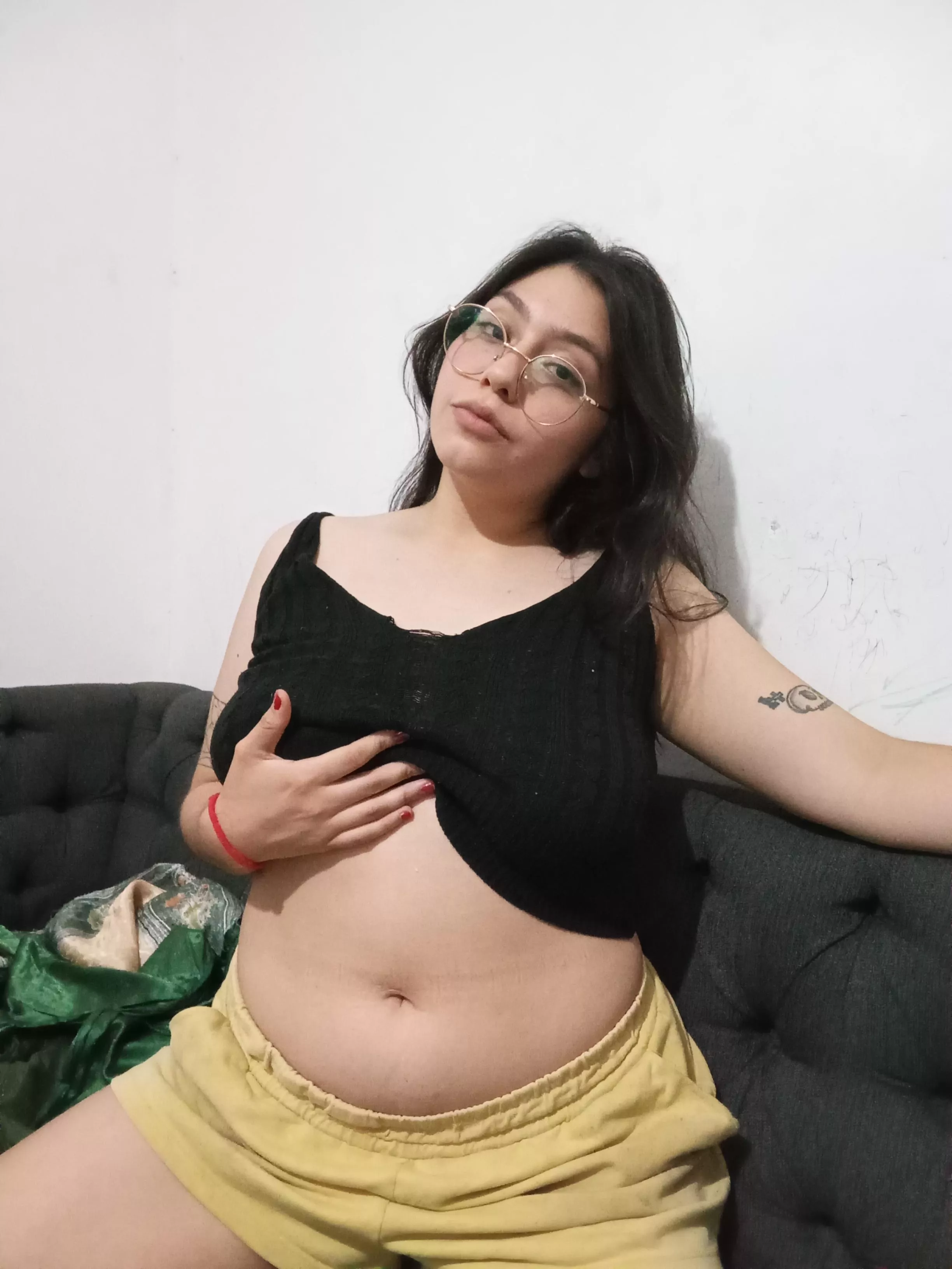 You can try my bellybutton yes posted by MadissonSnichkzovt