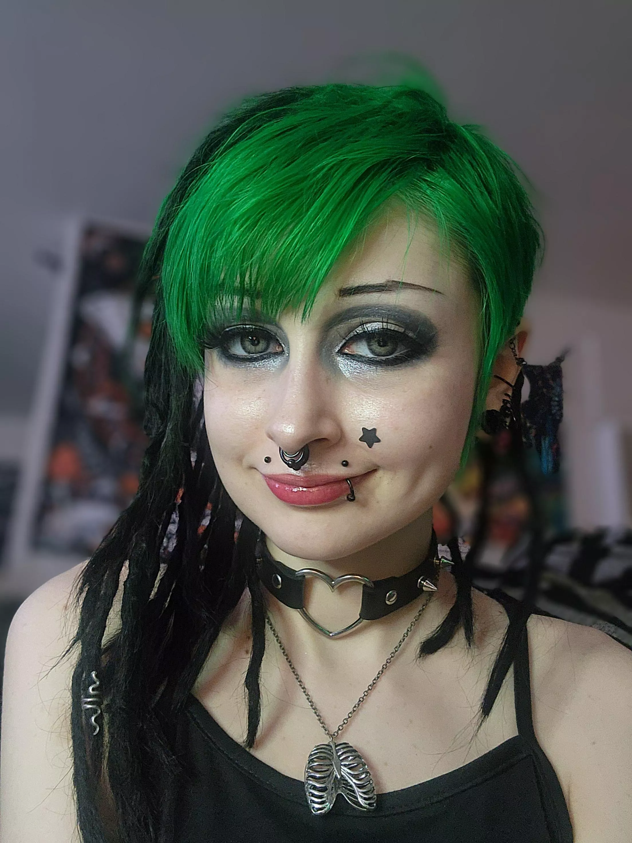 🖤It's my birthday!🖤 posted by The_Lab_Rat_