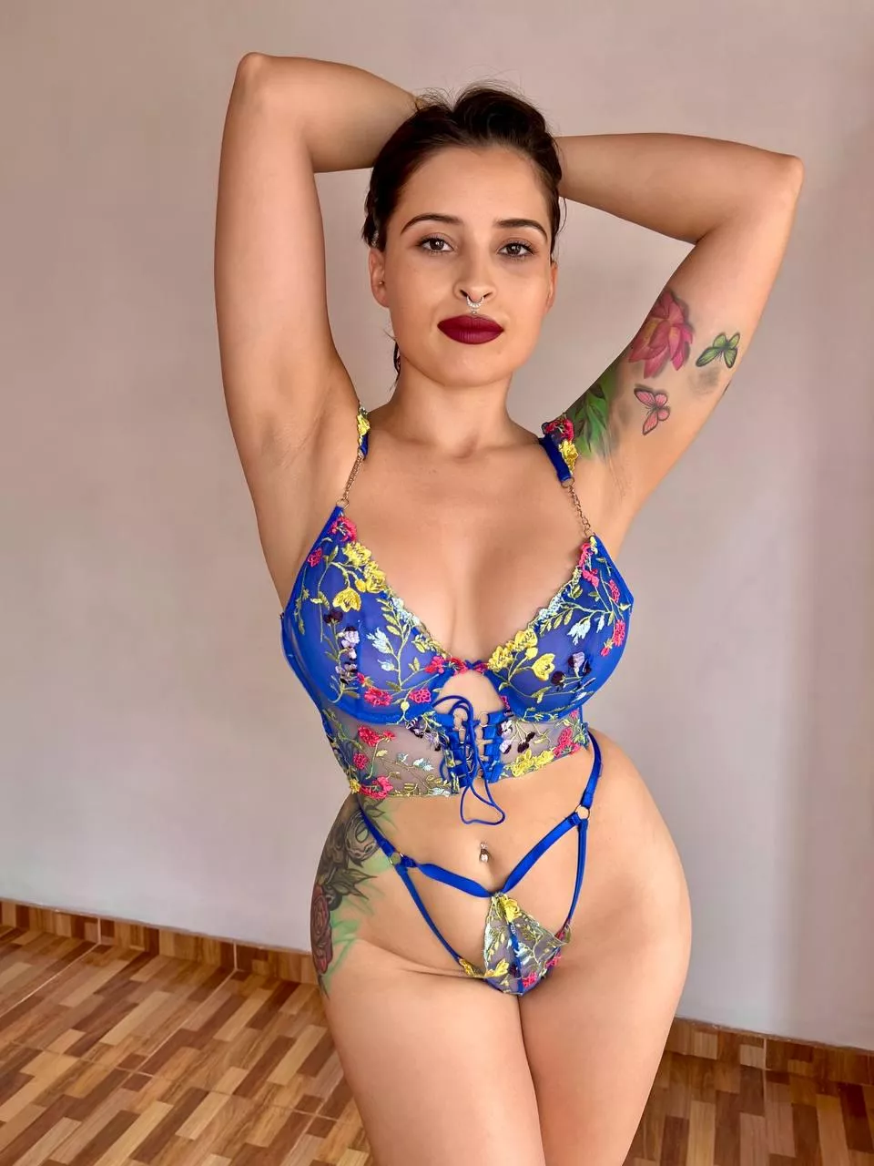 Such a cute set! :) posted by Nyxx2creamy-