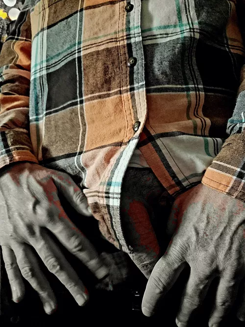 First post.. but must excuse me, I've got to get these hands busy today by iSnoopyyFTW