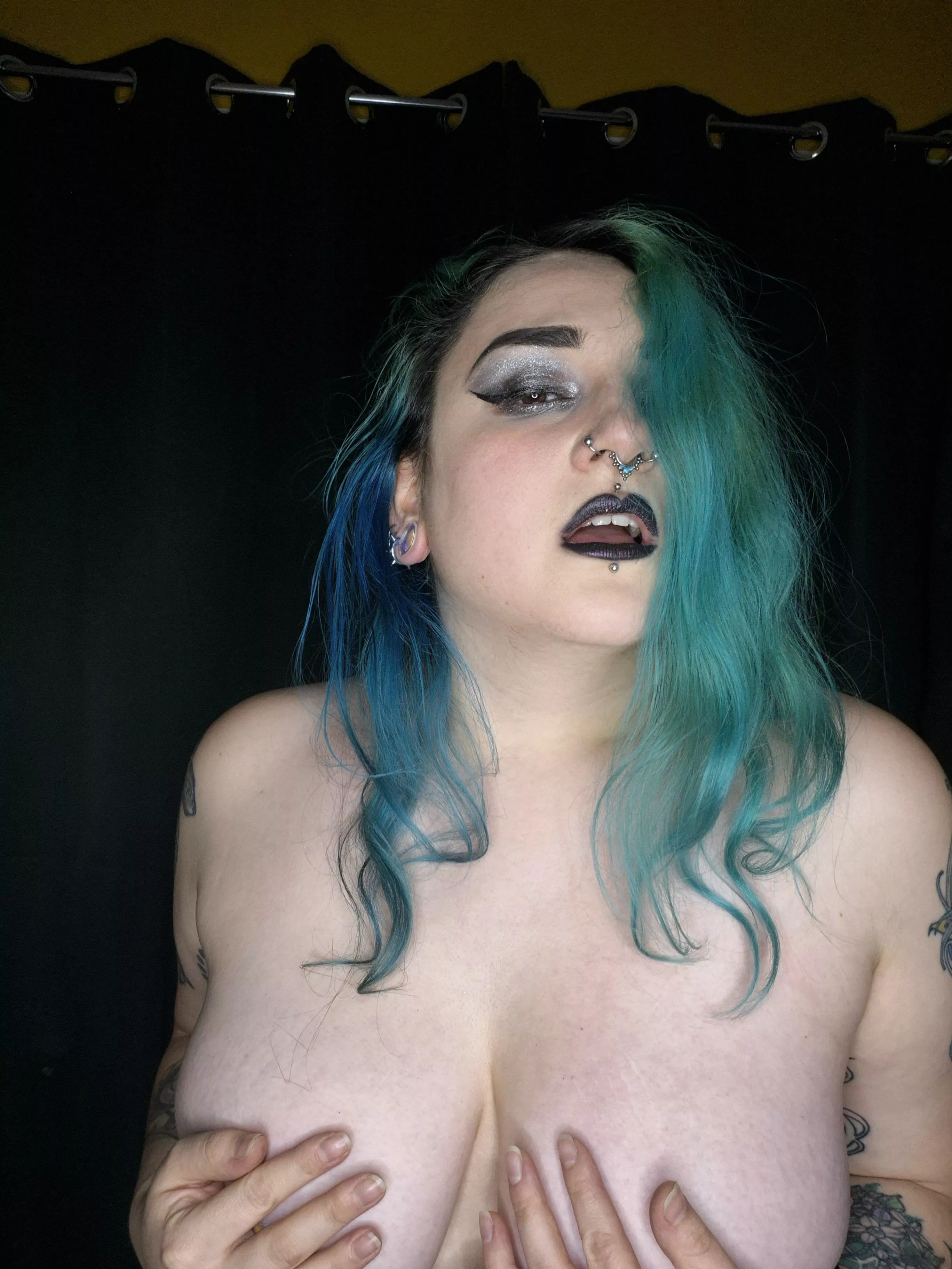 Greens, blues and purples are my favourite hair colours posted by MistressMagneto