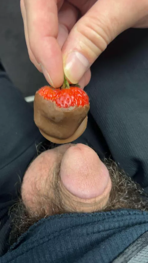 Hey fellas can I hangout in this group??  by DisciplineNo5460