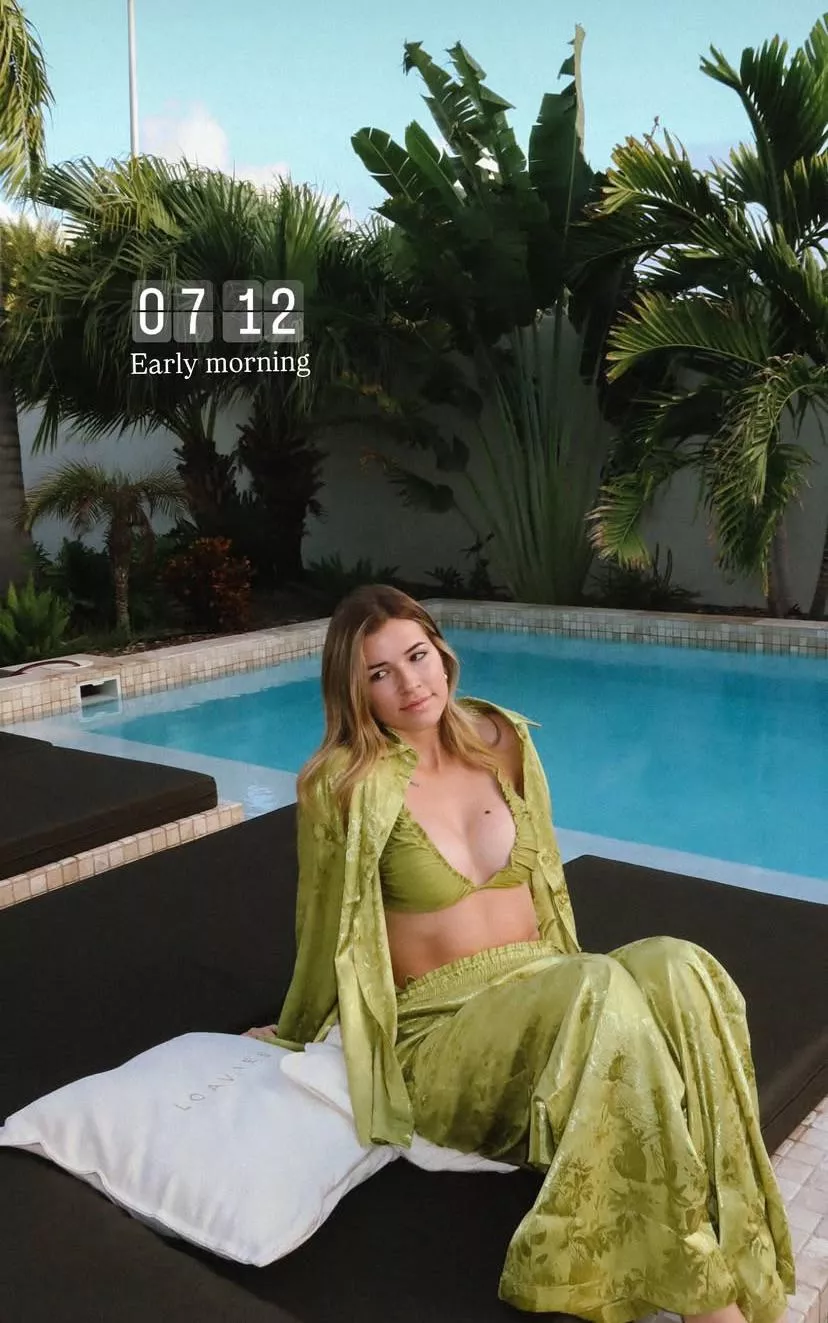 Jade anna posted by Sensitive-Hope-4366