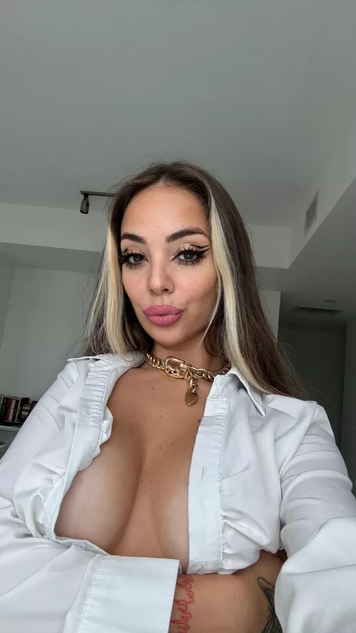 Need a man to make me happy by Tretis_Cranberry