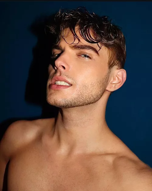 Sam Star by ShesMarshmallow