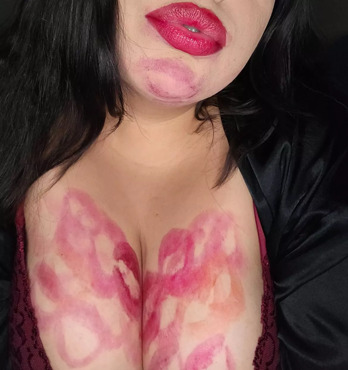 The after math of marking myself with various reds 💋 posted by LinaLush