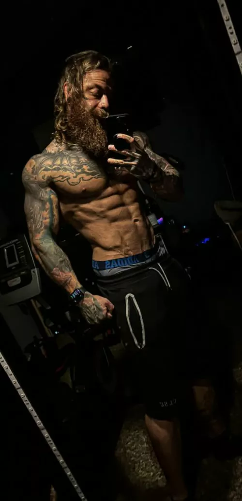 Worship your master 💪 by Ironsanctuary0