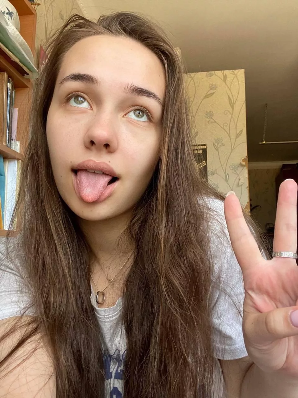 Would you let me show you how skilled I`m with my tongue? posted by fozzyteens