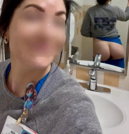 Bathroom Break Booty by Mrs_Razzle_Dazzle