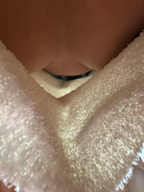 My little boobs love playing this game by Marianabitty