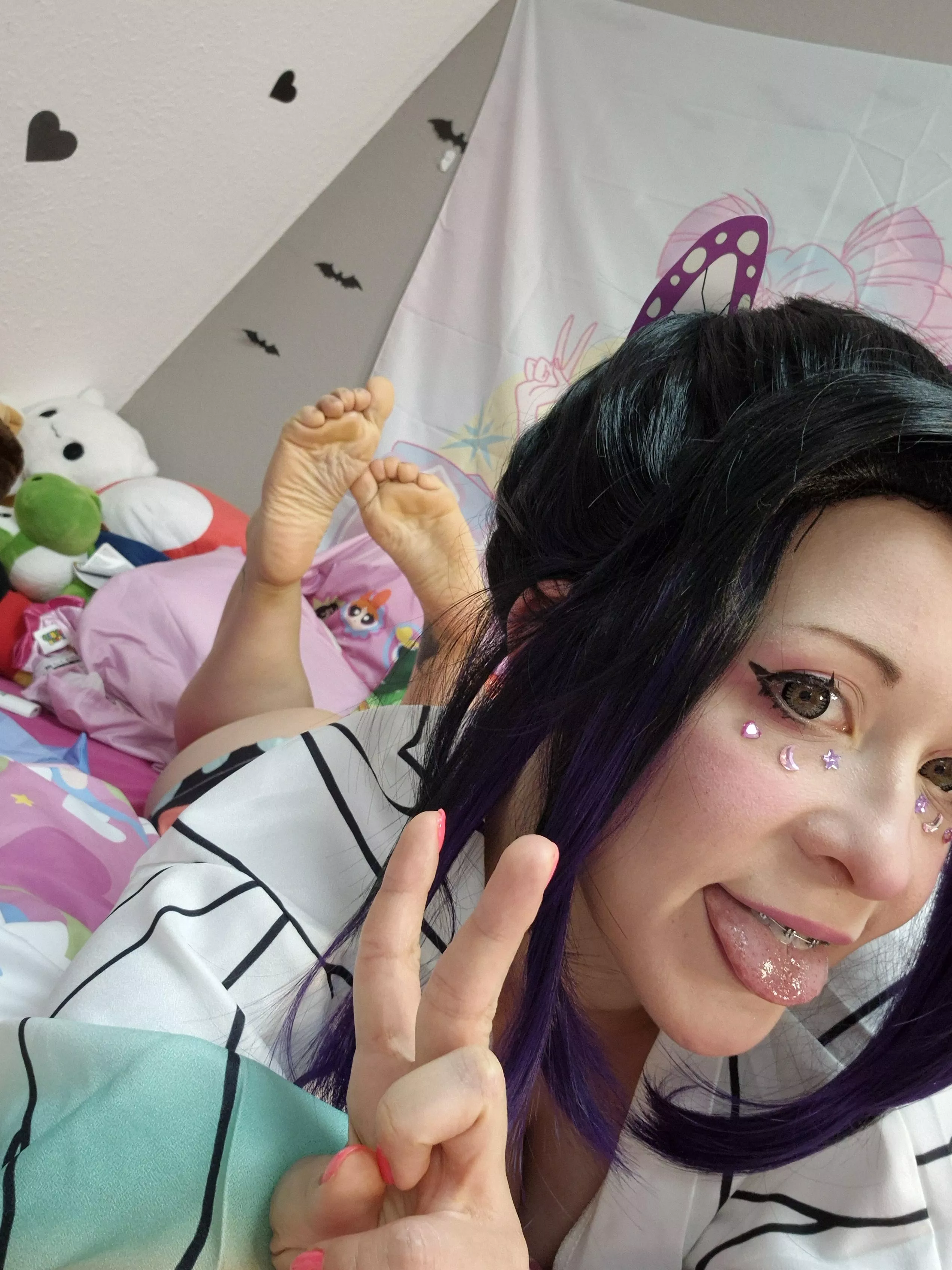 Shinobu Cosplay Feet By DizzyDora 👣 posted by DizzyDora_