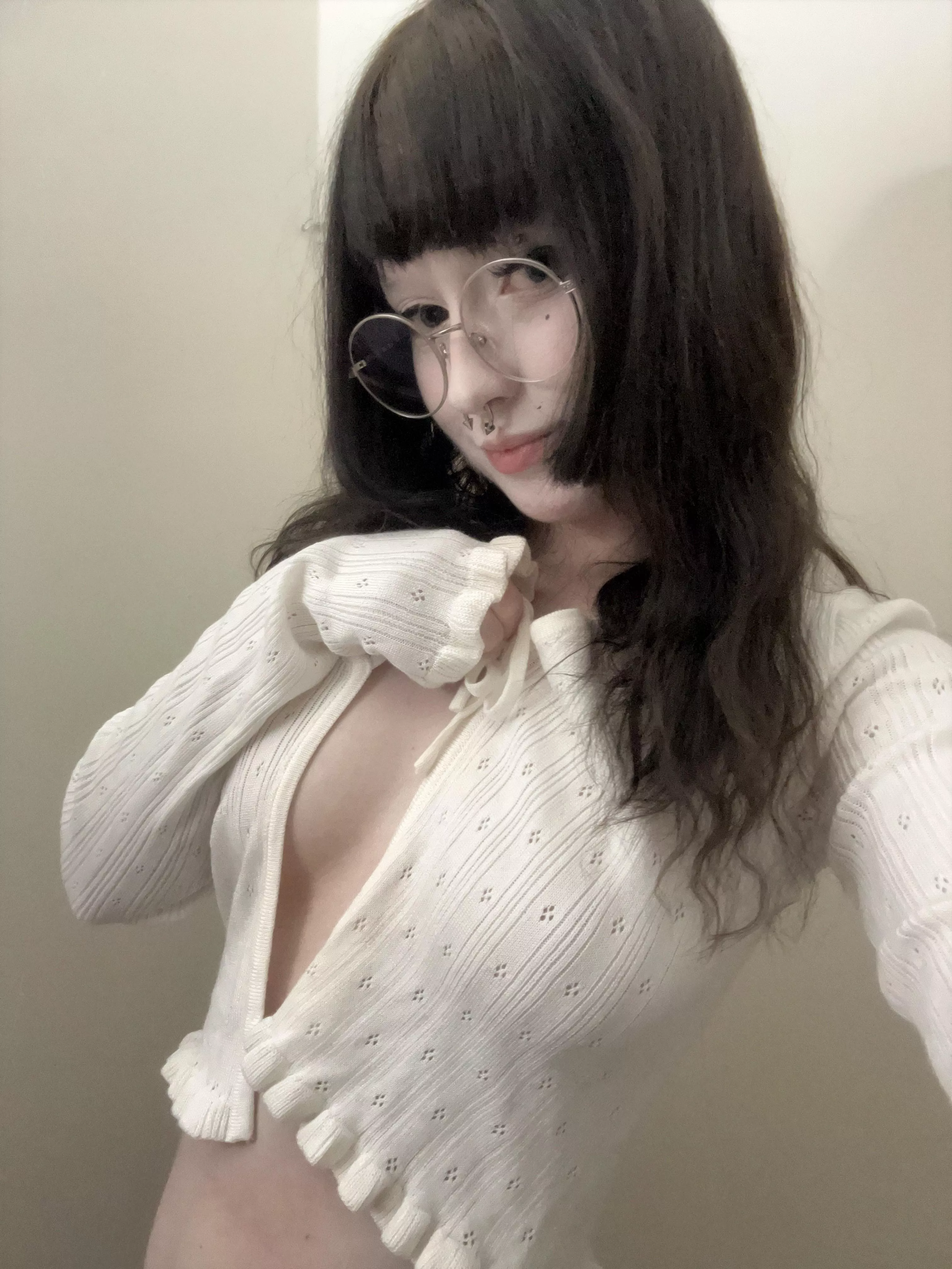 want me to pull off the top?  posted by spinechilll