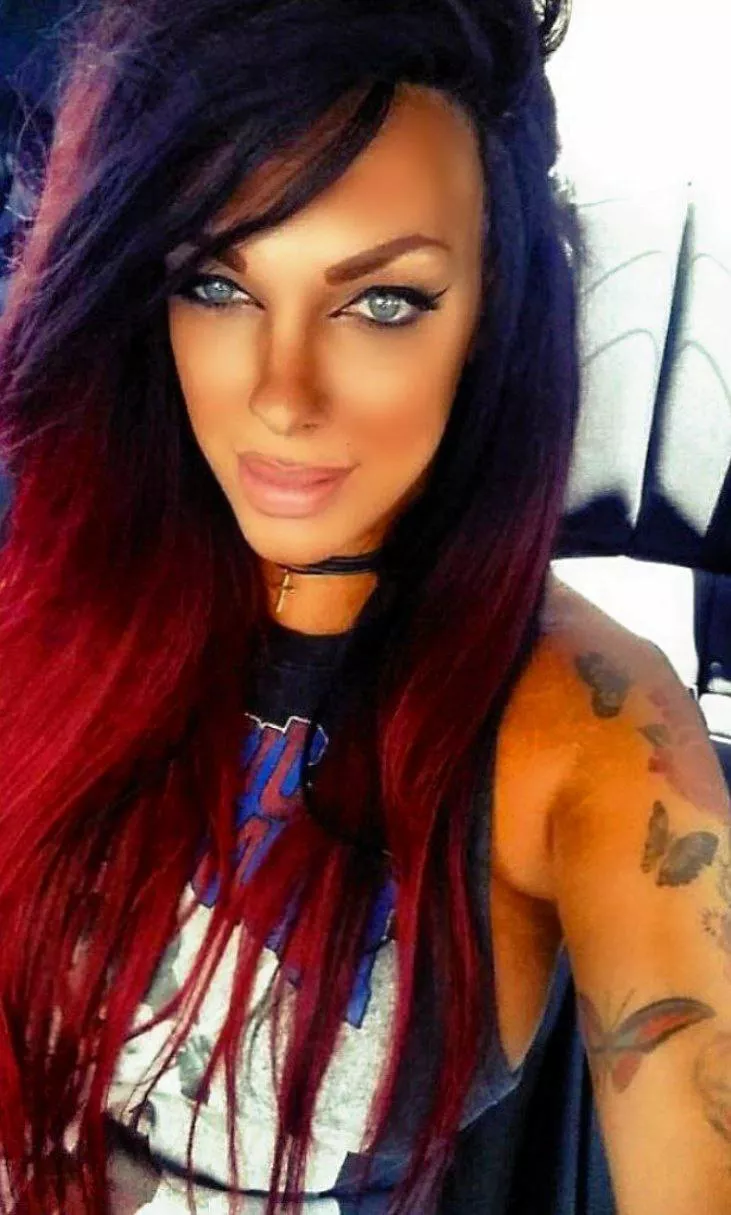 33 [F4M] #Austin Texas posted by Queenbeatrix88