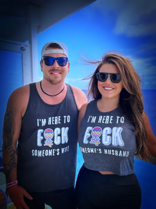 40M Straight / 40F Bi [Nashville TN] Same Room, Full Swap… (OC) by northguynsouthgirl