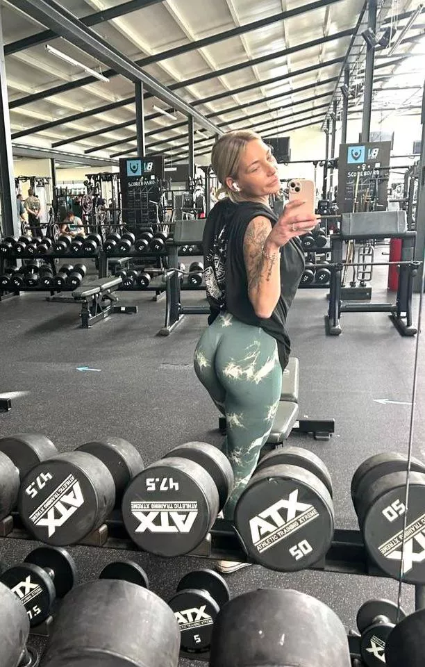 Building curves, one rep at a time posted by gymjosy