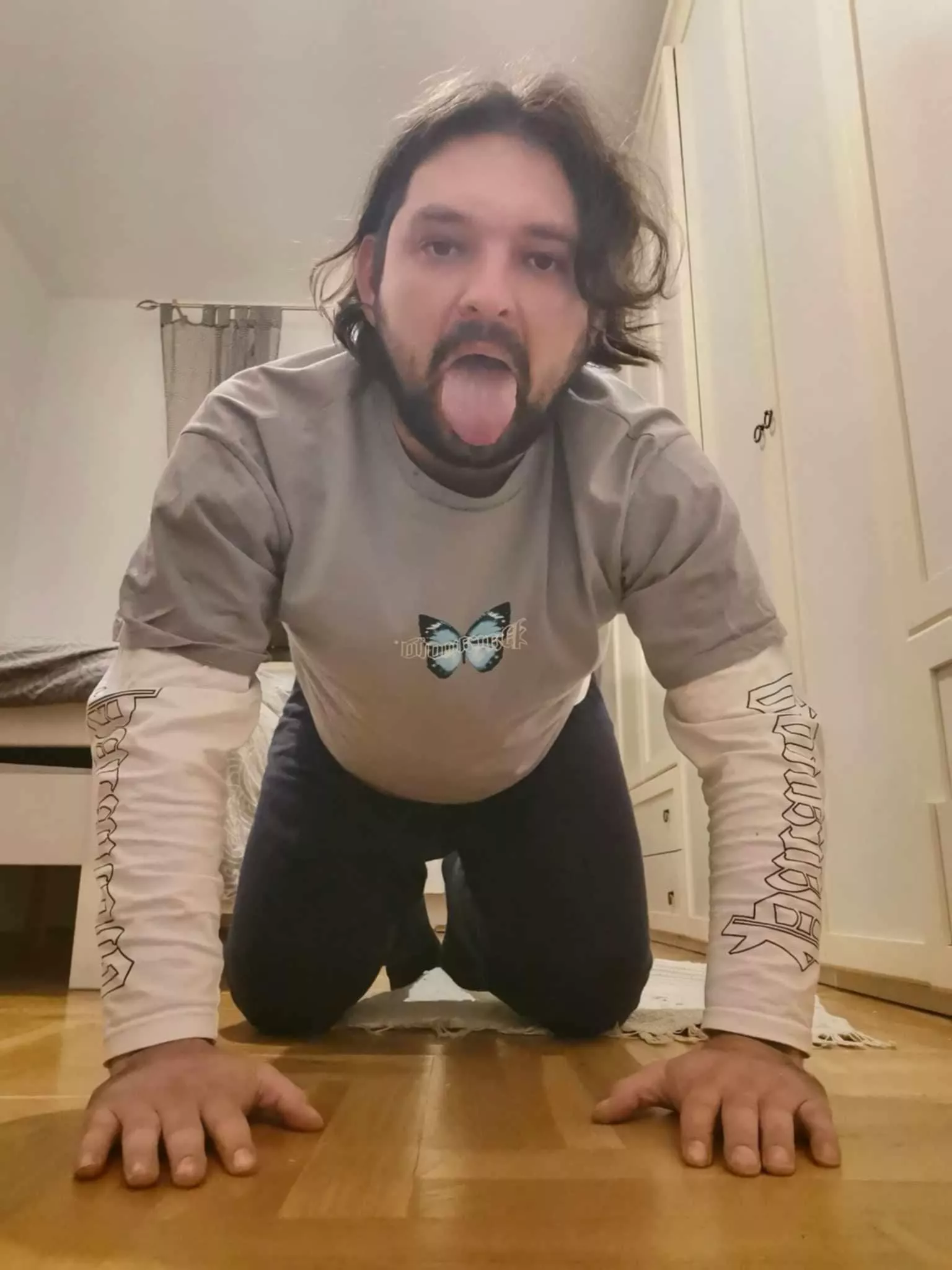 Can i worship just soles?  posted by dimarzio19