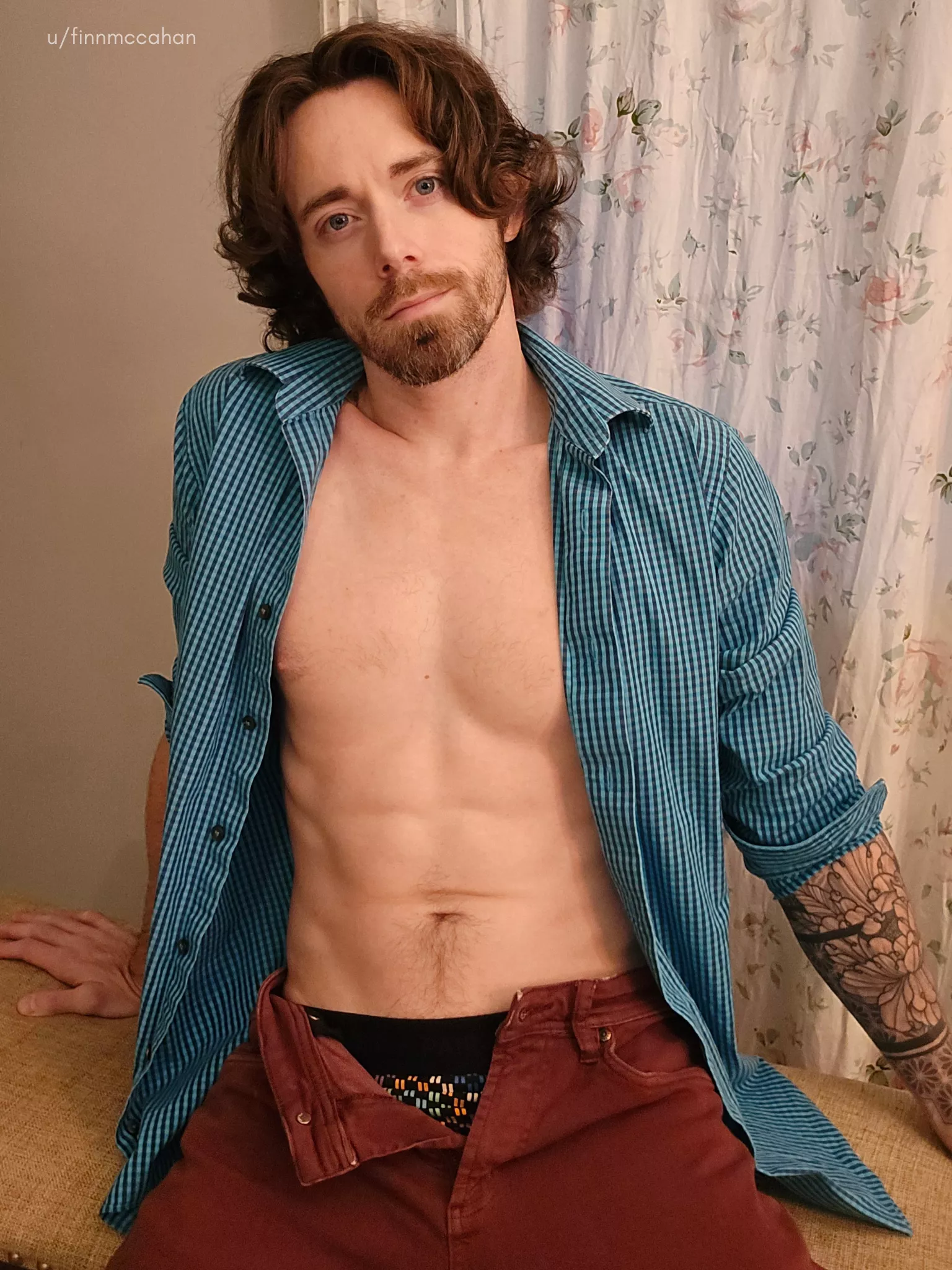 Can't get enough of the way you look at me  posted by finnmccahan