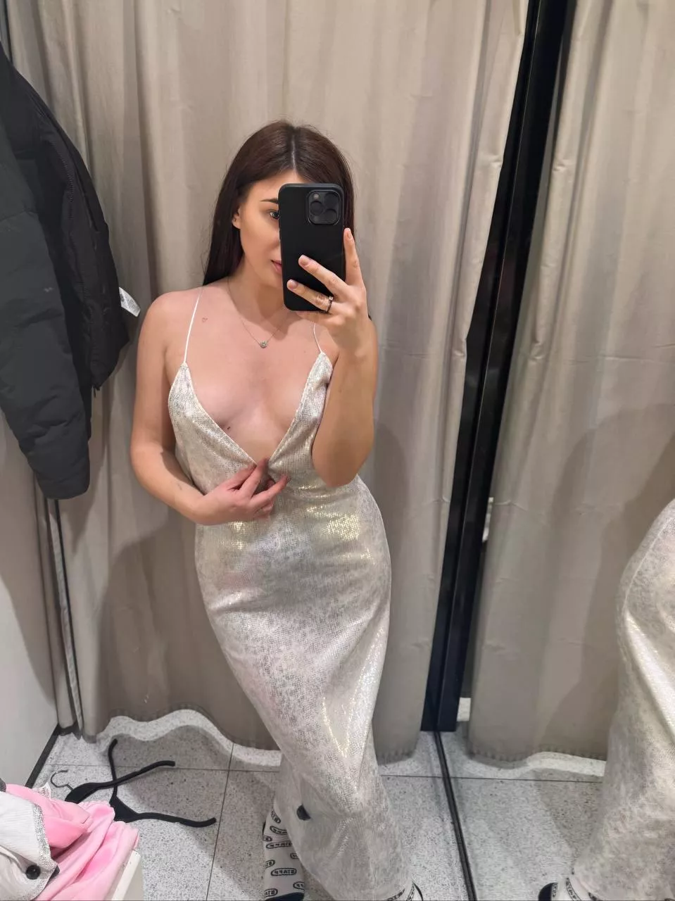 choosing a dress for a date posted by MemorableSwam