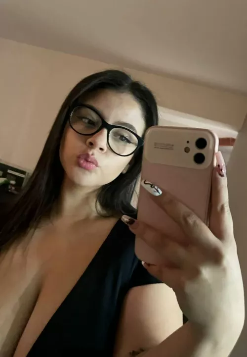 Daddy’s girl by playfulRoseStar