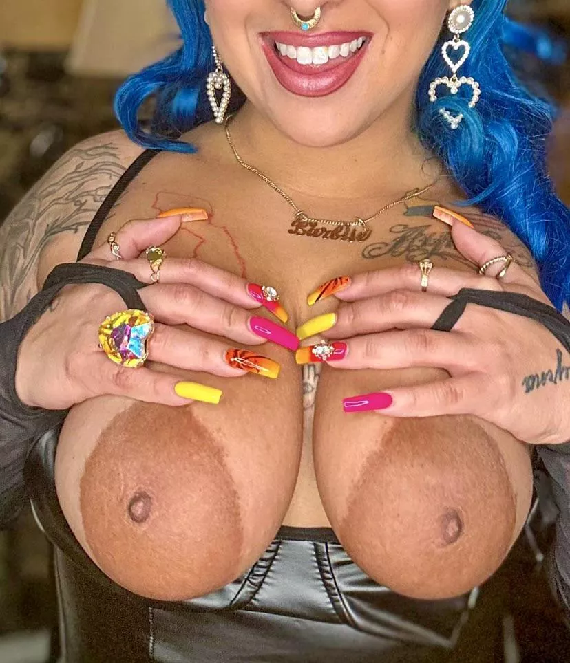 Do guys really like them this big 🥰😍 posted by AbbreviationsBoth403