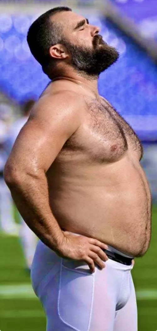 Found this great pic of Jason Kelce by TWUnderbuddy