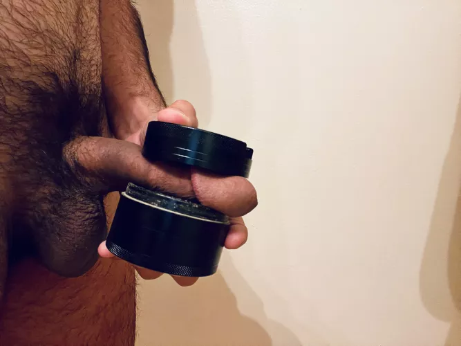 Grinding away [m]😬💨 by EnticedByU