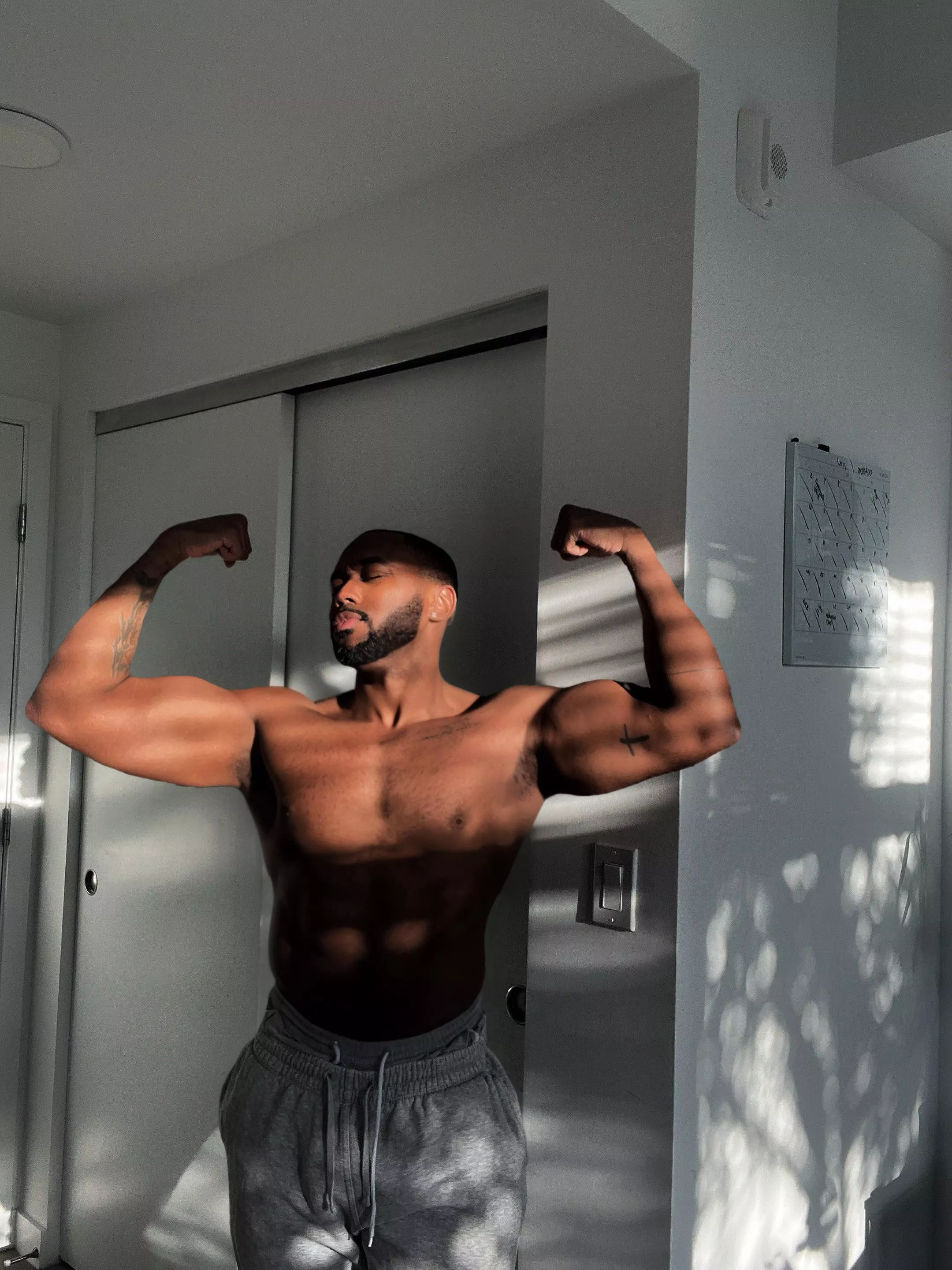 Hello  posted by Marvin1292_