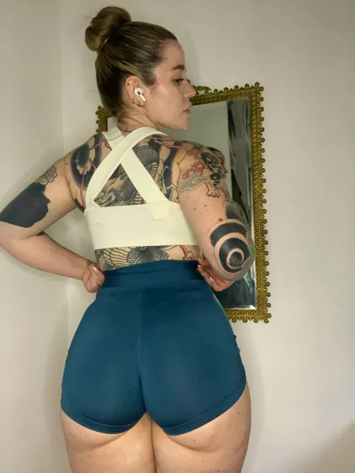 I bet you'll have some naughty experience with me... by MoonshineSage