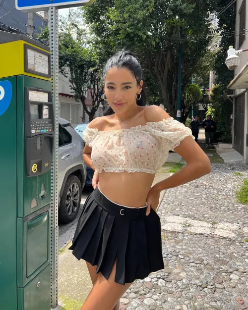 i really love go out on sunny days by BrownAshXO