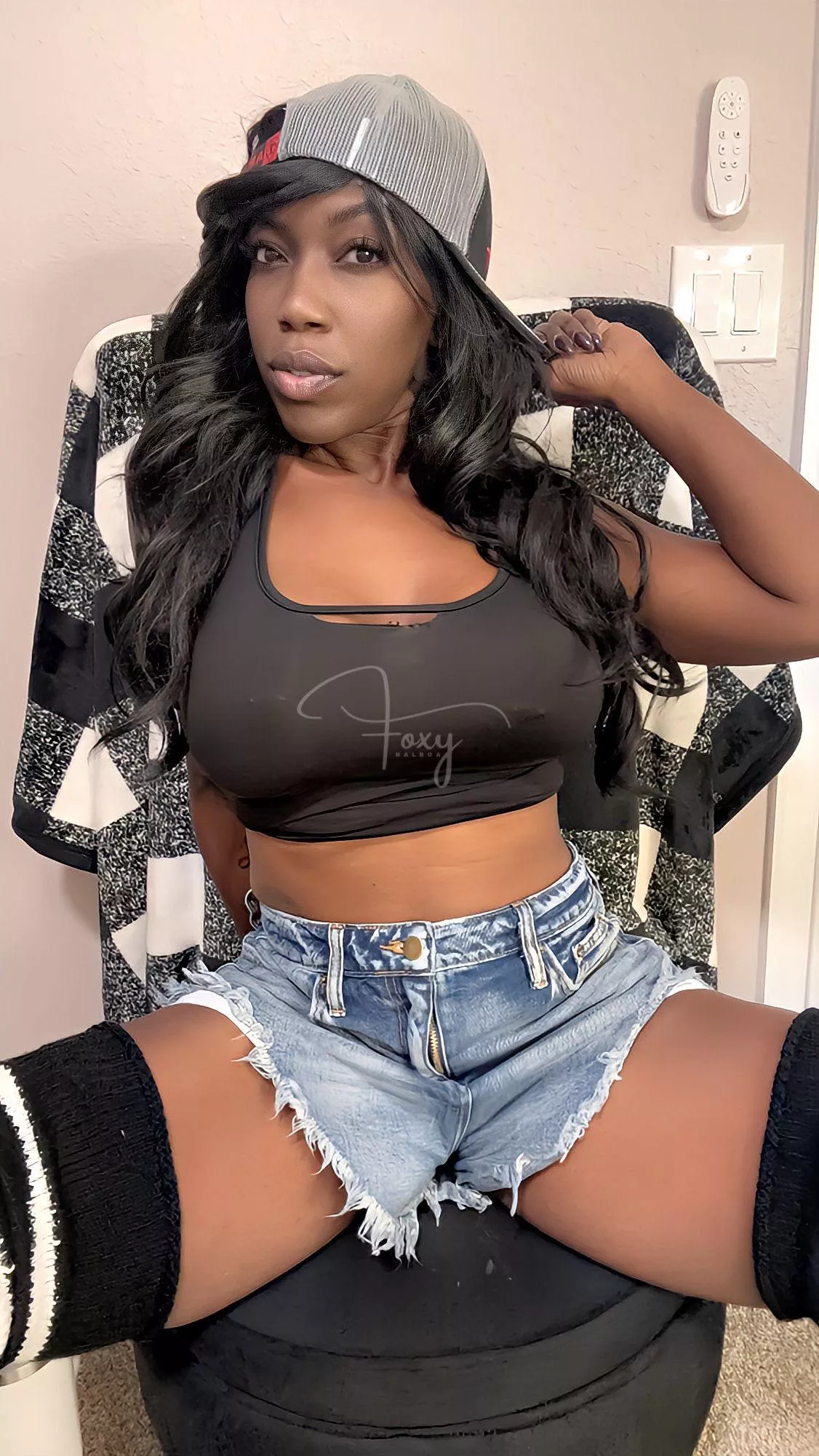 I’ll keep the socks on and you can peel them off posted by foxybalboa23