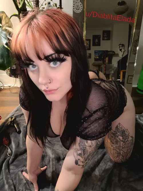 Lemme beam an UwU directly into your frontal lobe by DiablitaElada