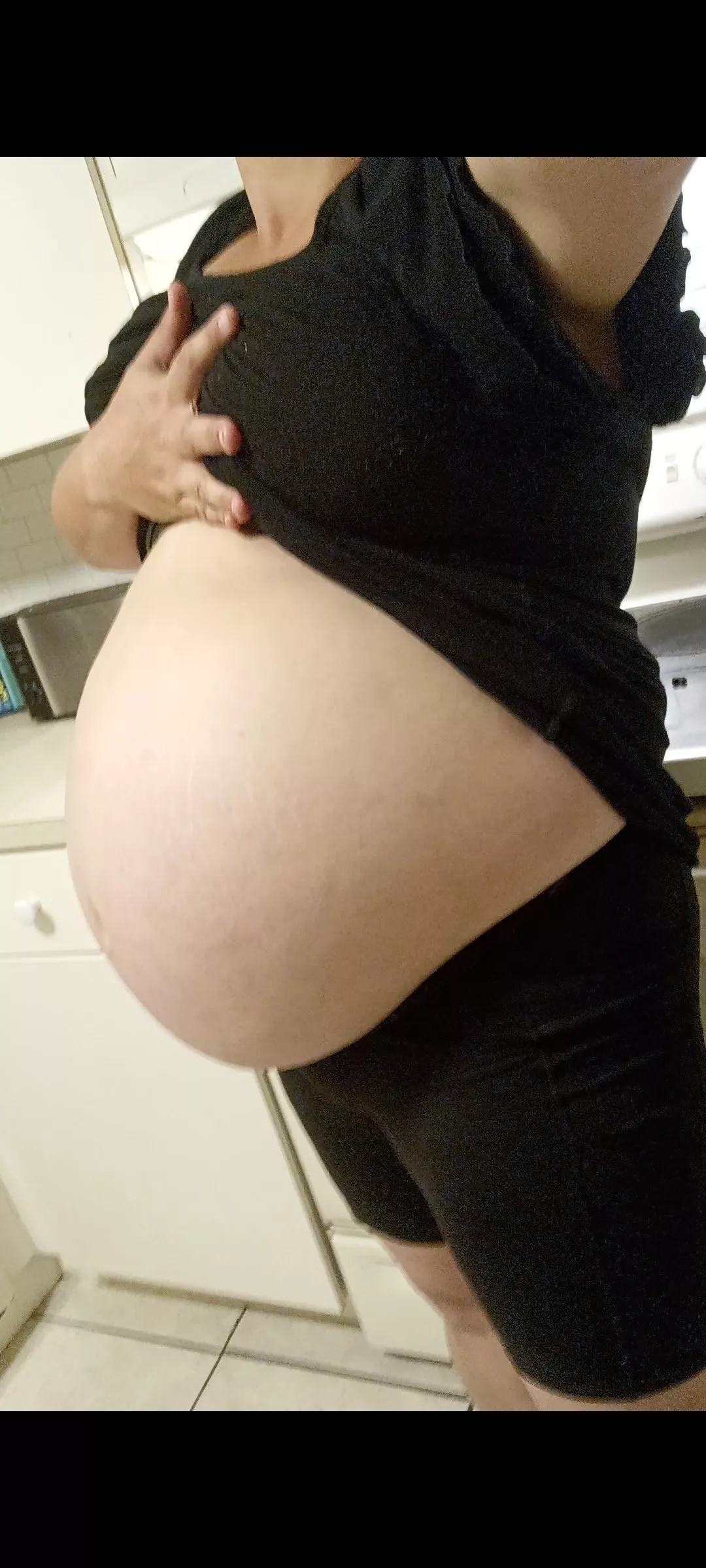 Let's Play Tonight! Wanna Video Chat, Customs, Videos Etc. Ask For Menu 🥵 💋 posted by Terriberrie1989