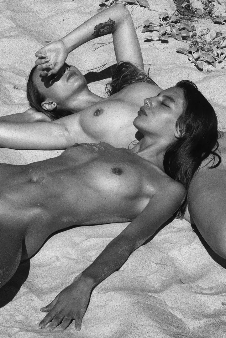 Libby and Tasmin by Adrian Shield posted by GarbegeMan