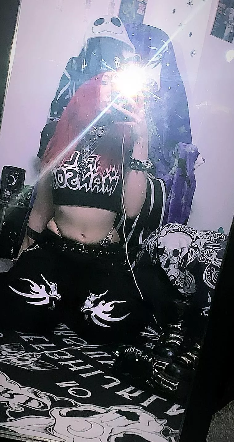 Metal may be my vibe, but seduction is my game posted by LivingDeadGothh