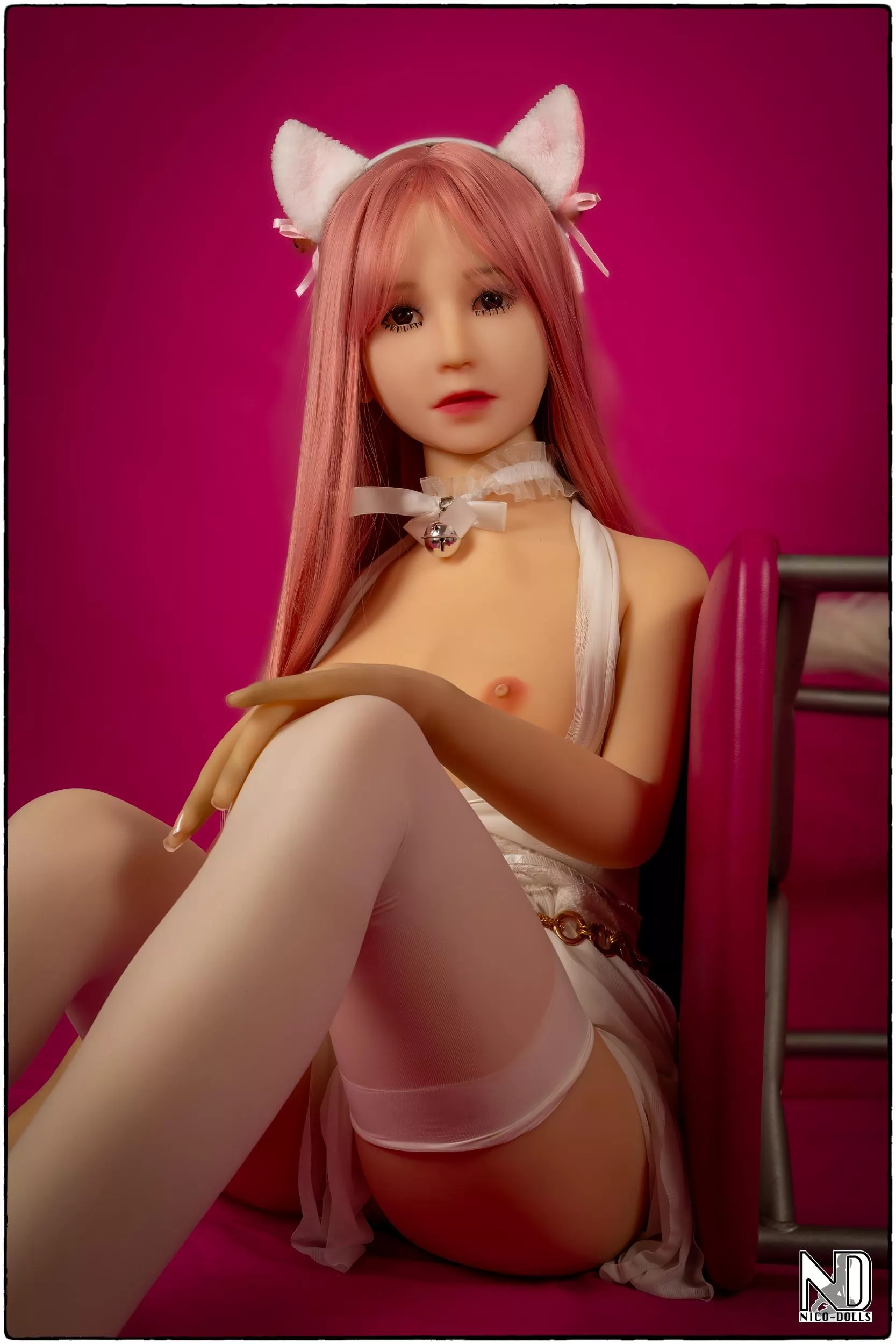 Min-Ji in Studio posted by Nico-Dolls