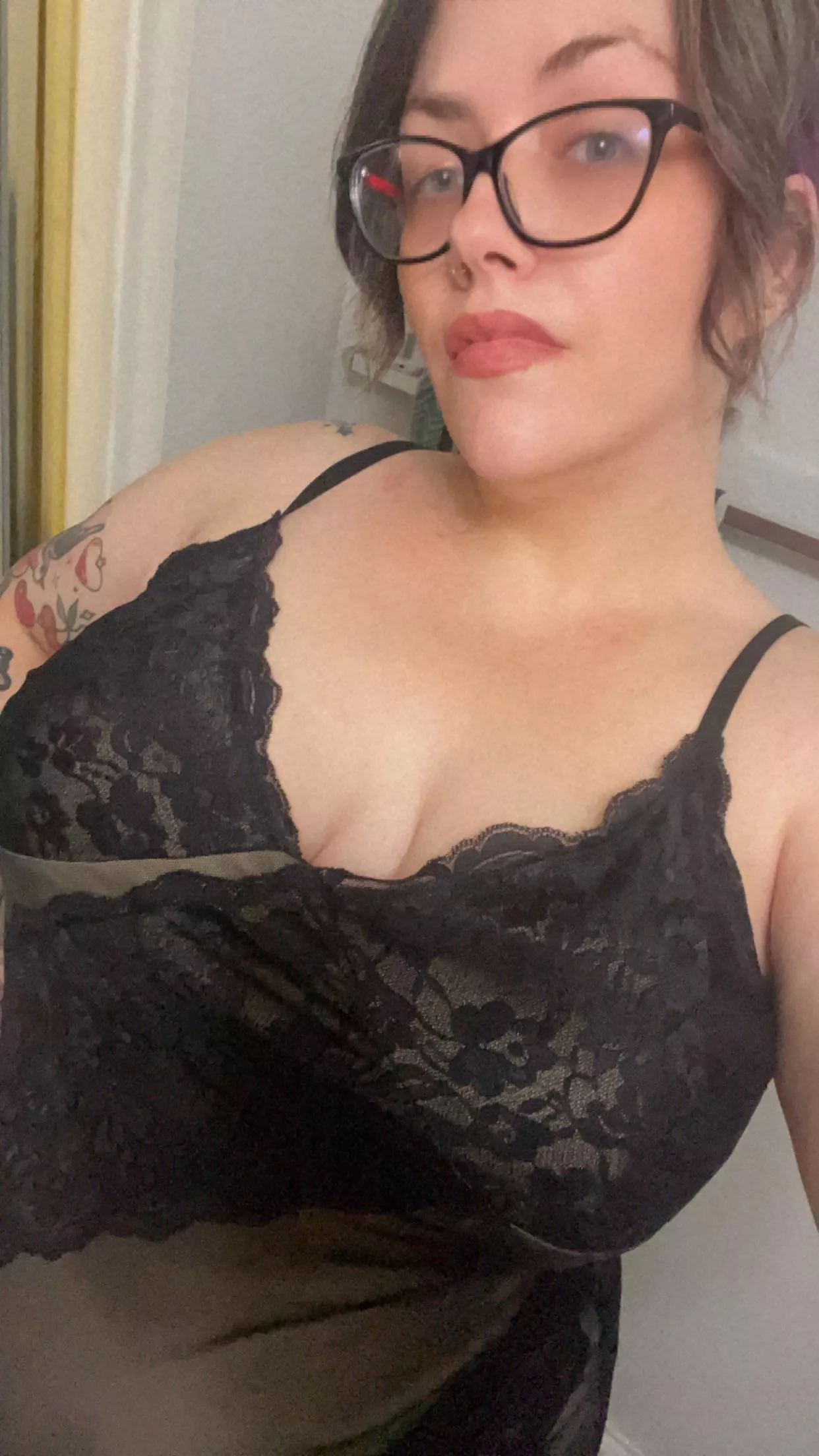 Naughty librarian?😝🤓 posted by Technical_Ad4270