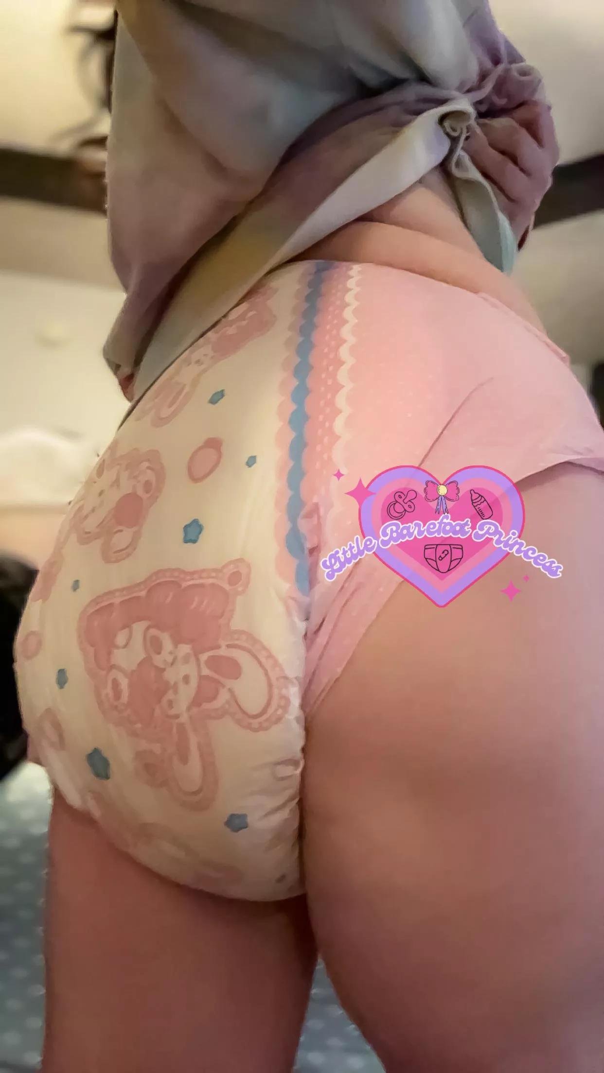 Piss kink?  posted by lilbarefootprincess