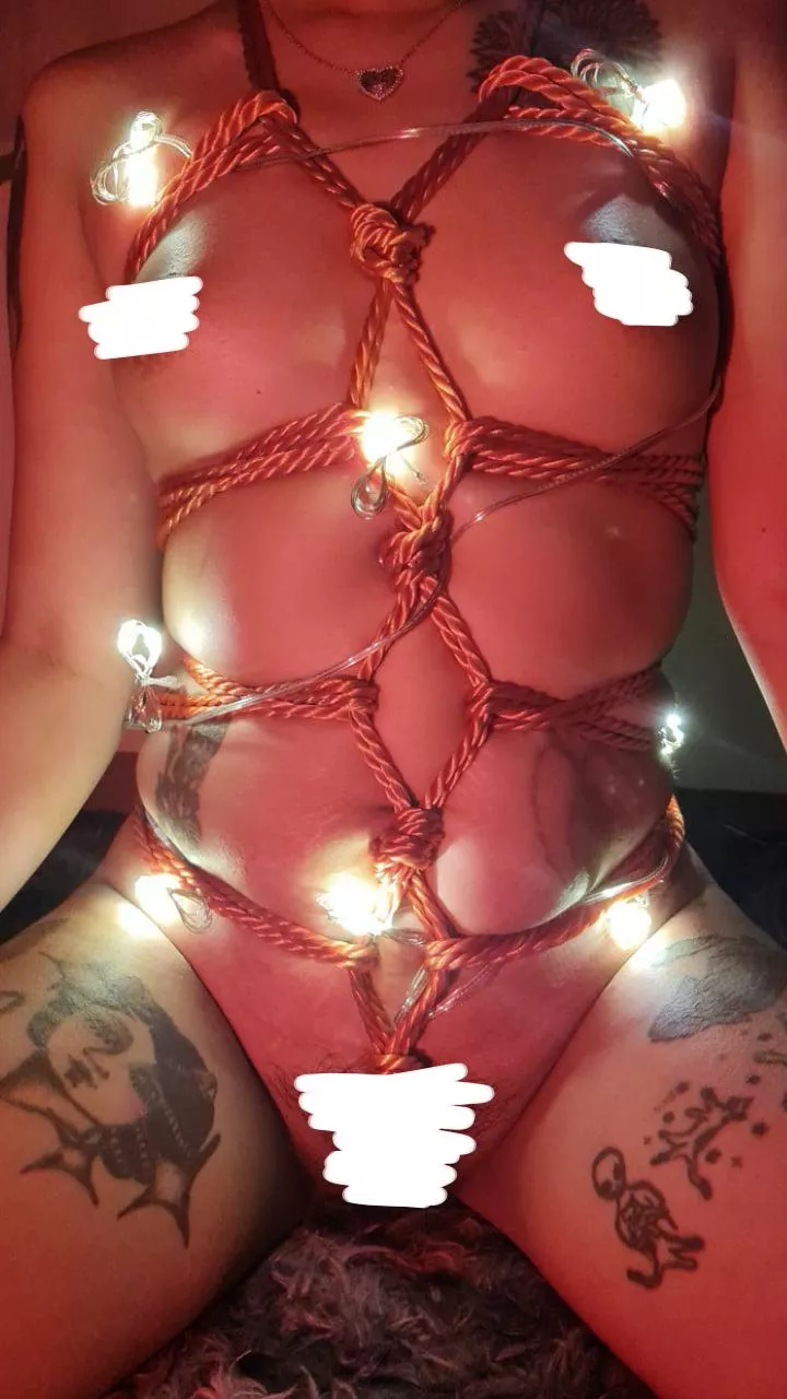 Shibari present 4 u 🎁 posted by ingridito