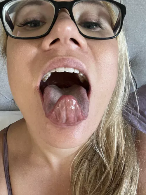 The best tongue you'll see by jennyahegaoblonde