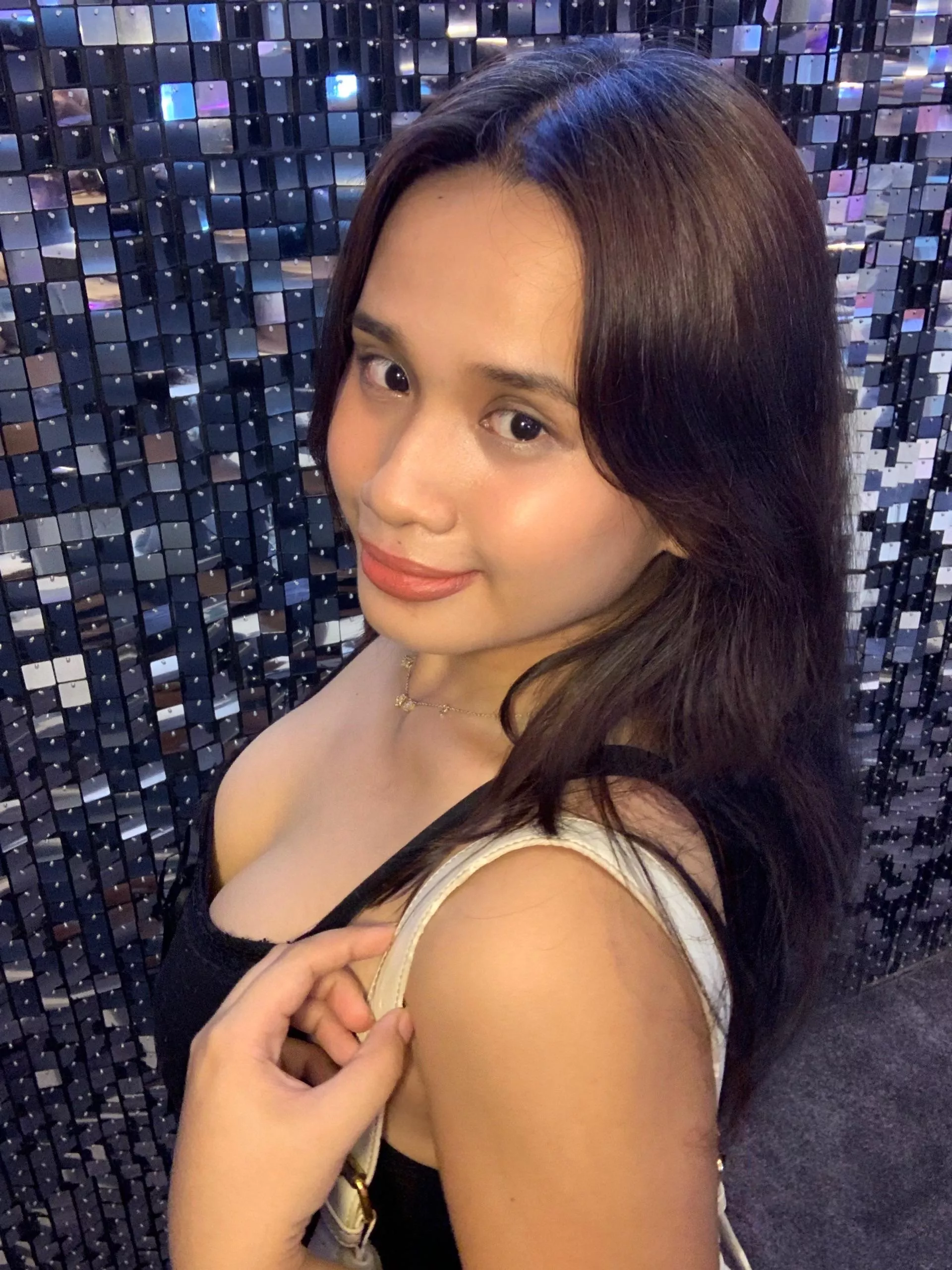 This smile hides a little bit of mischief 😈 posted by Efficient-Cake-630