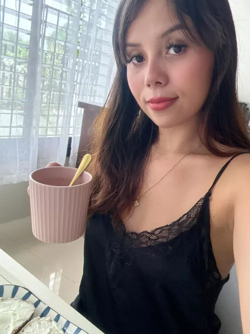 19F I'm looking for a guy who values casual hookups with no strings attached by GlisteningStar1