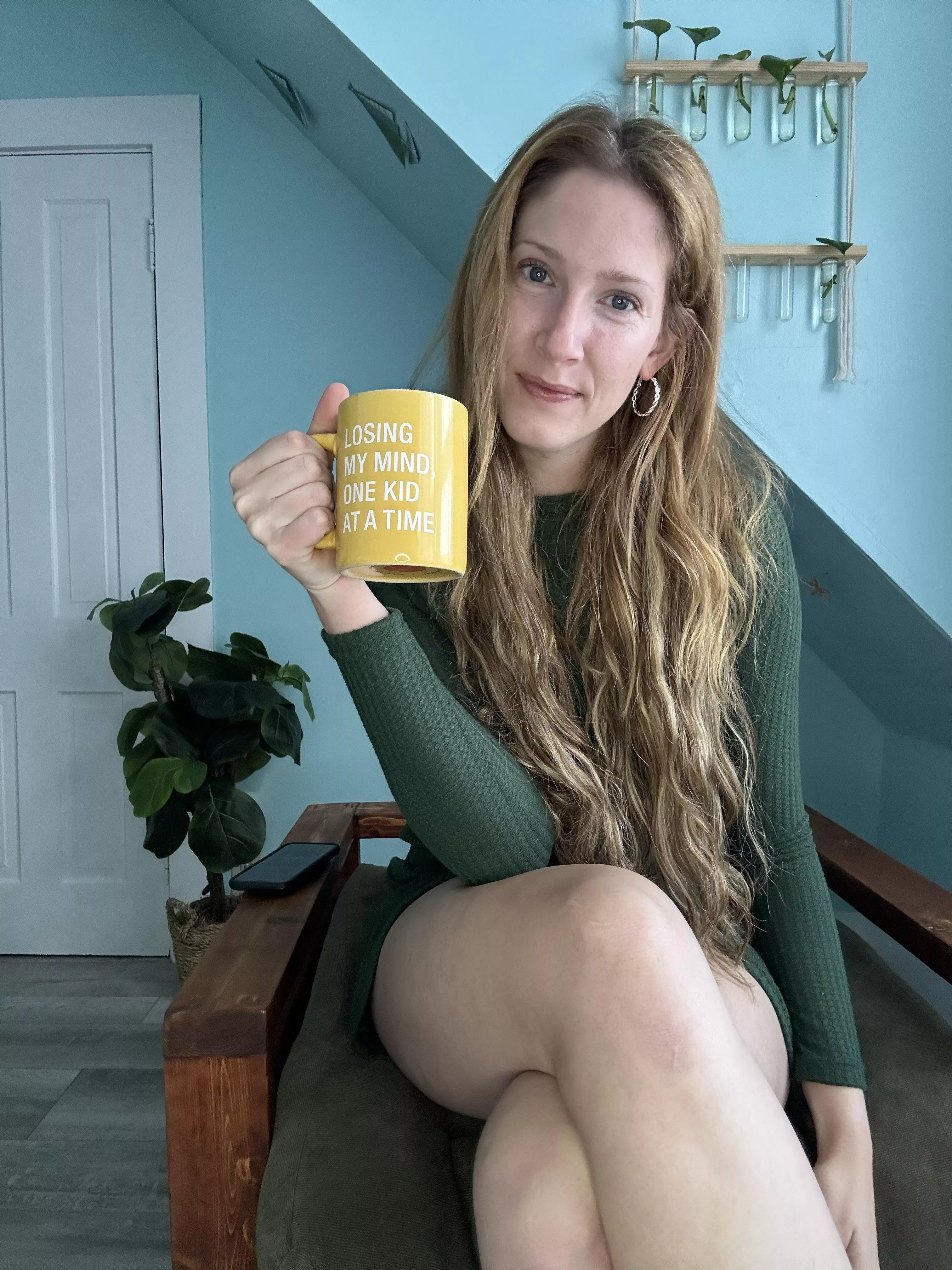 34F, hot momma  posted by emersonbloom22