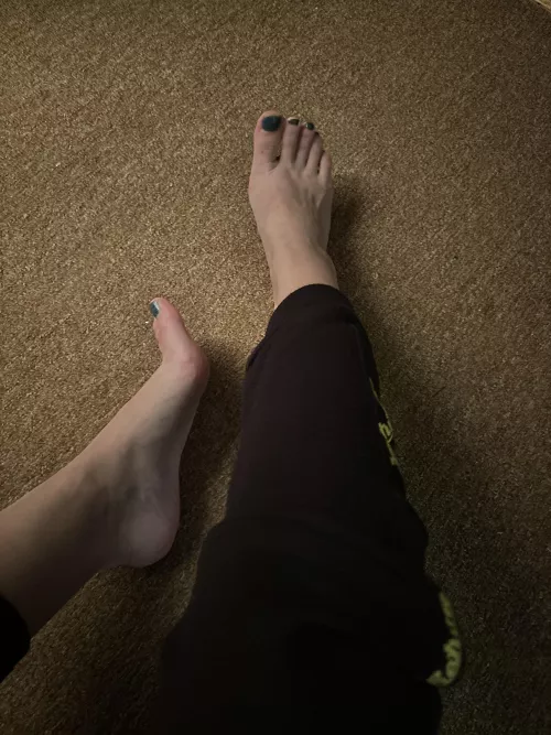 A nice little stretch by sirenskiss3