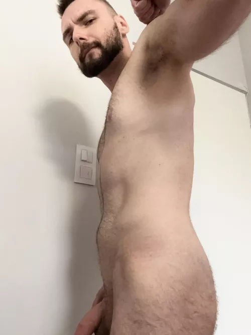 Can you check if I smell bro? by myouwei