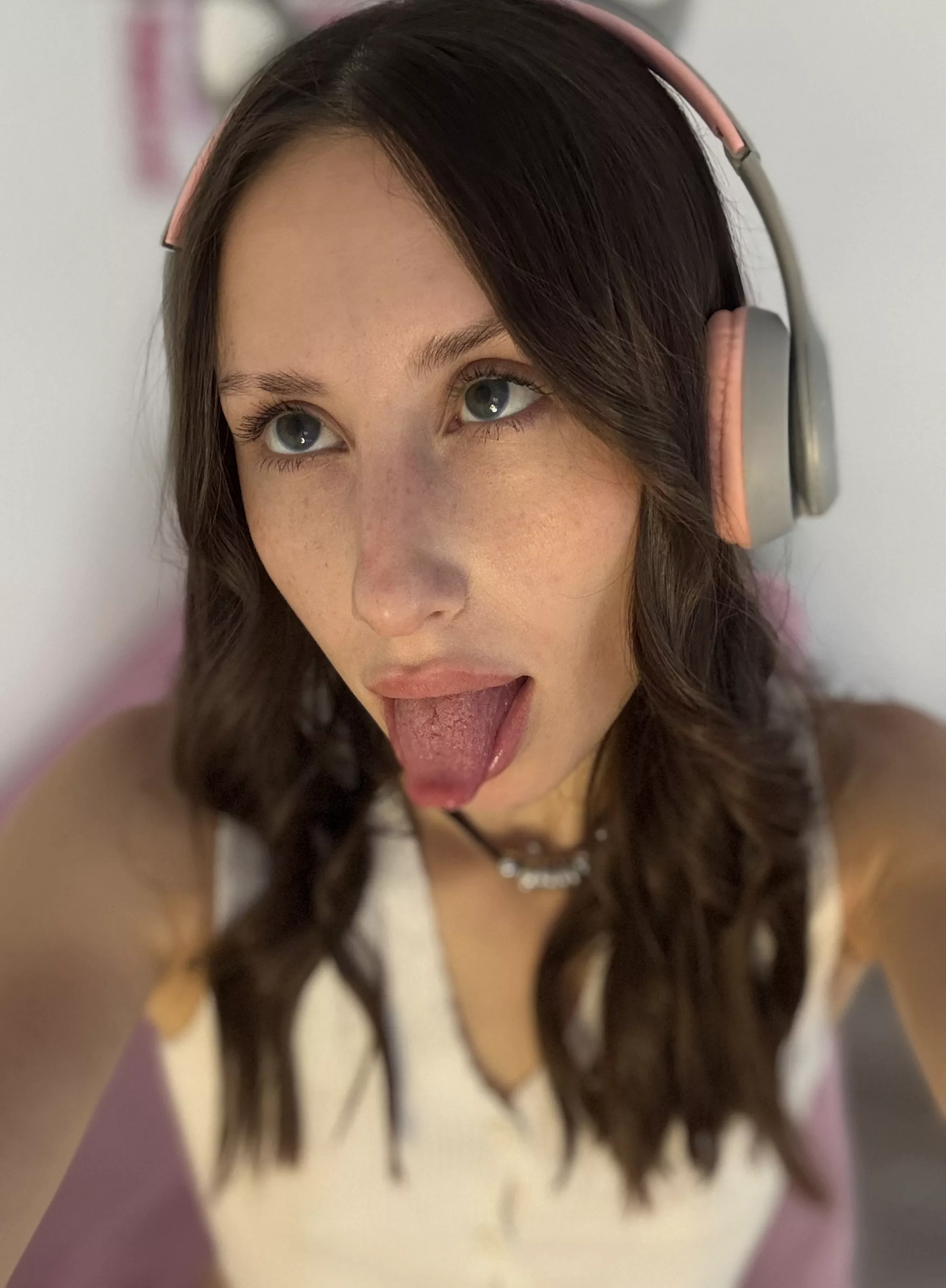 drooling at the most! posted by SweetCrystal1